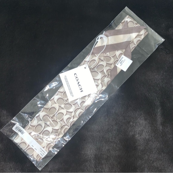 NEW! COACH Signature “C” Silk Twilly Skinny Scarf, Bone/Ivory, Brand New in Bag! - Picture 14 of 16